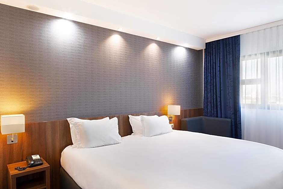 Holiday Inn Express - Marseille Airport By IHG