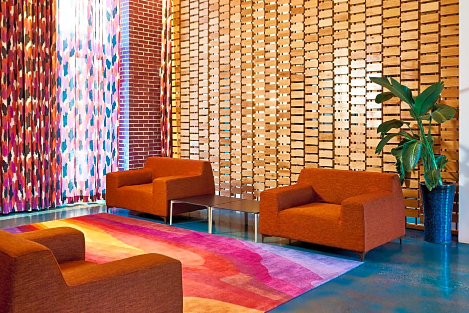 Radio Hotel