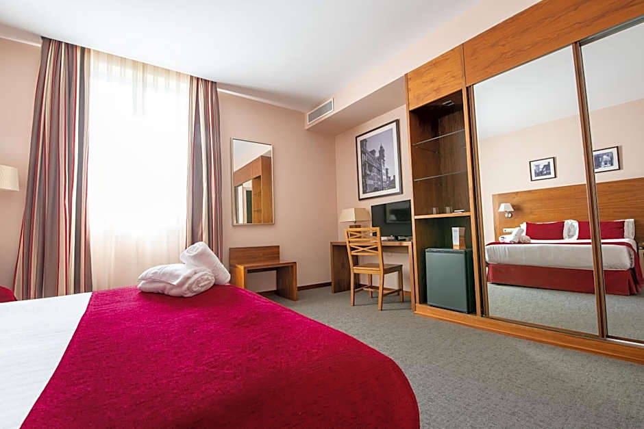 Hospedium Hotel Casino Del Tormes