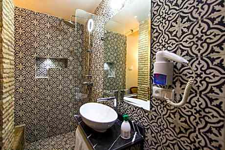 Luxury Triple Room