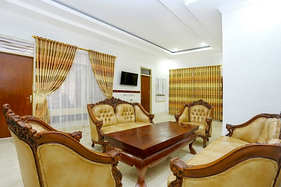 OYO 2268 Tim-tim Homestay Syariah