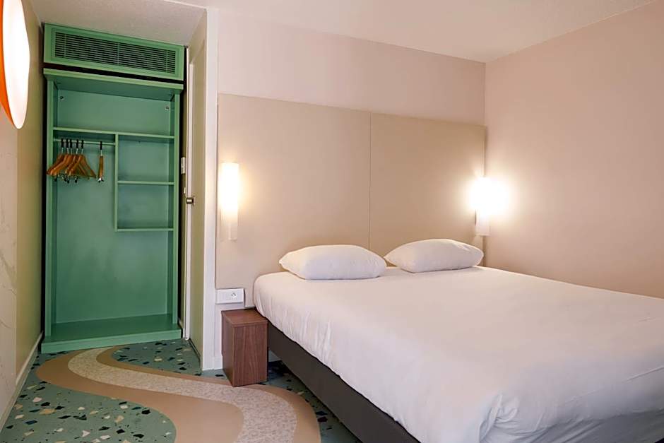 Greet Hotel Versailles - Voisins Le Bretonneux