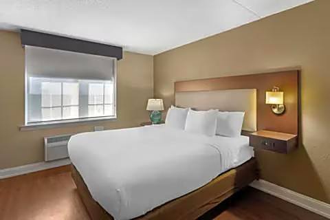 Comfort Inn & Suites Pottstown Eastern Gateway