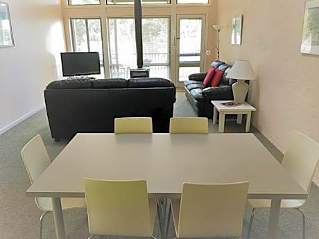 One-Bedroom Resort Terrace (2BR)