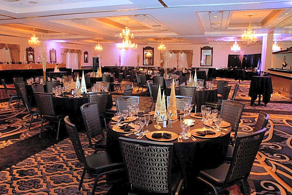 Radisson Hotel & Conference Center Rockford