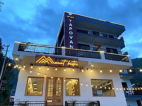 Hotel Grand Tapovan