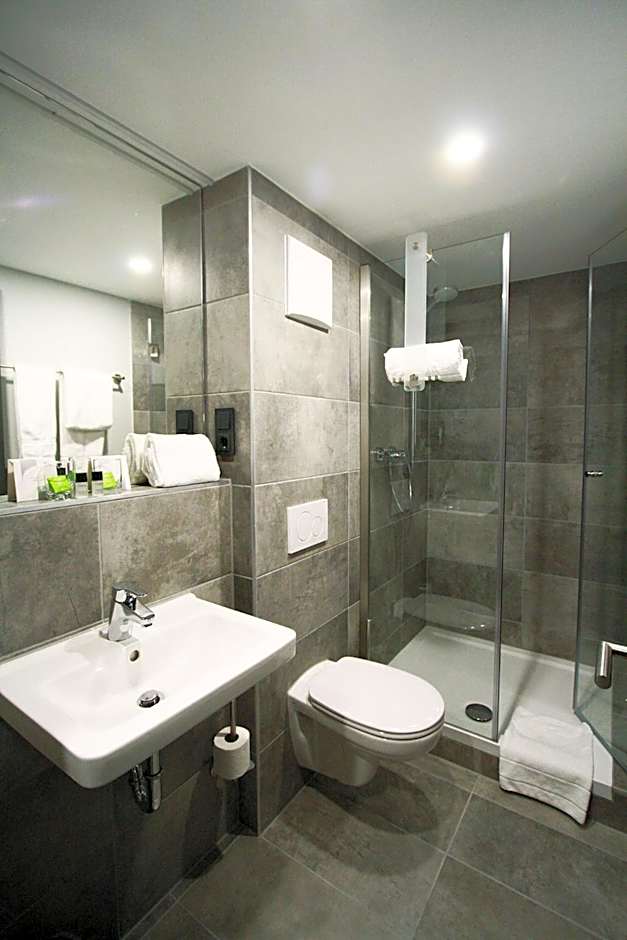 ARRIVEL Hotel Kirchheim - bisher Novitel