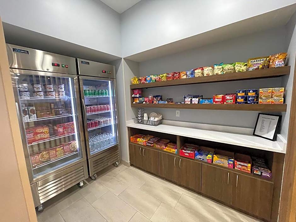 Holiday Inn Express Hotel & Suites Waterford By IHG