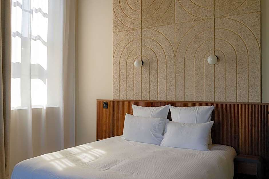 Hôtel Fort St Laurent Lyon - Handwritten Collection