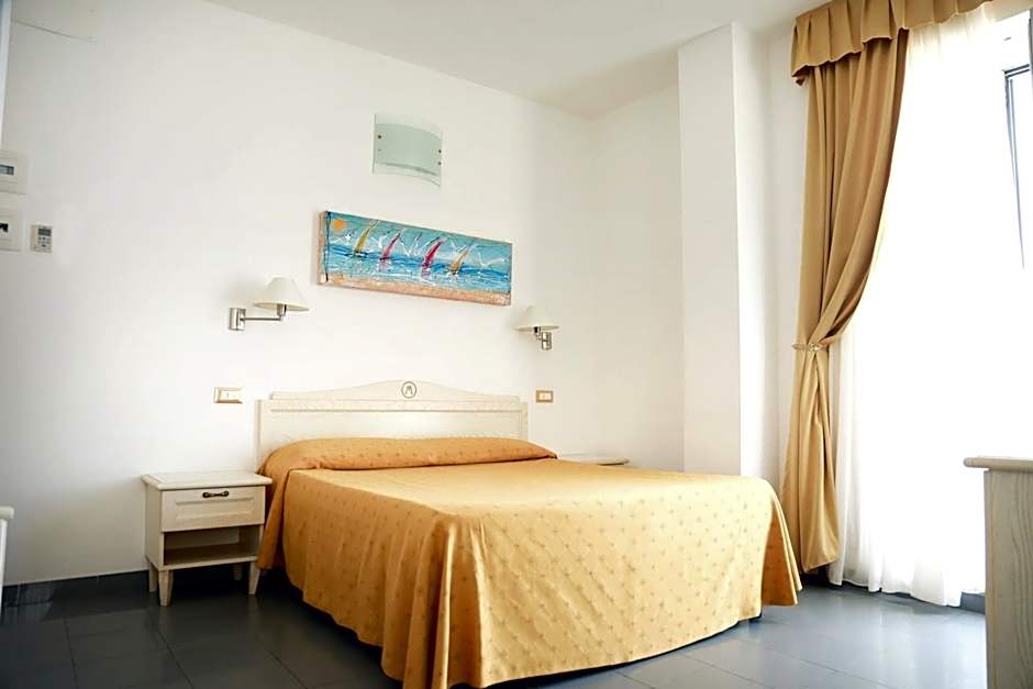 Hotel Marechiaro - Direttamente sul mare