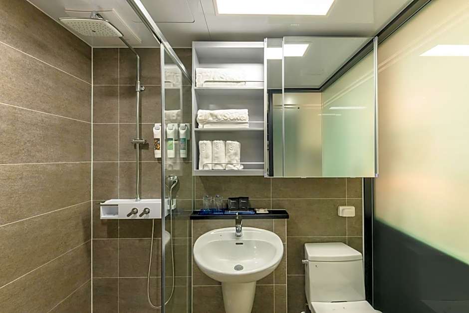 Risen Ocean Park Hotel