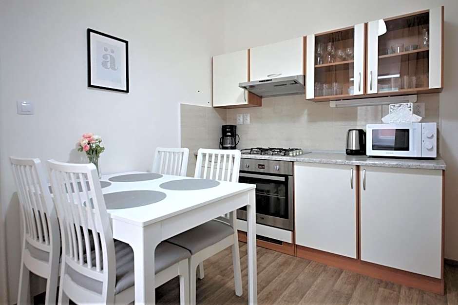 Angel City Aparthotel