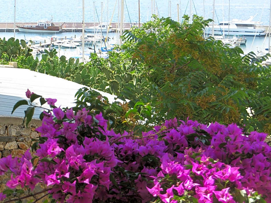 Mantraki Hotel Apartments