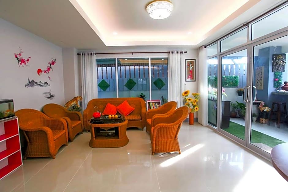 Chean-Chean House