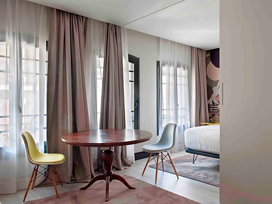 Amor de Dios 17 Boutique Apartments