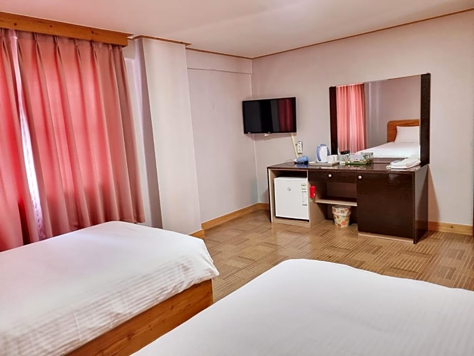 Hotel G