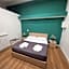 Vanzi Rooms