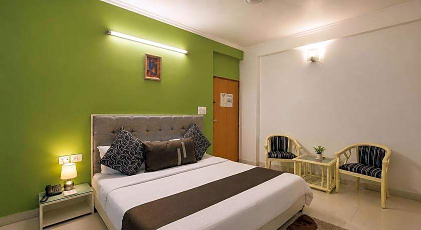 Silver Leaf Noida Hotel