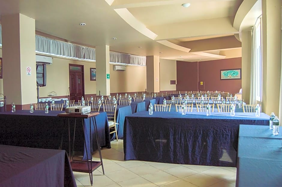 Hotel Puente Nacional & Spa