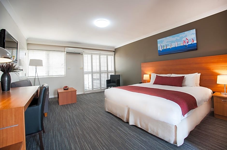 Ramada Hotel & Suites Sydney Cabramatta