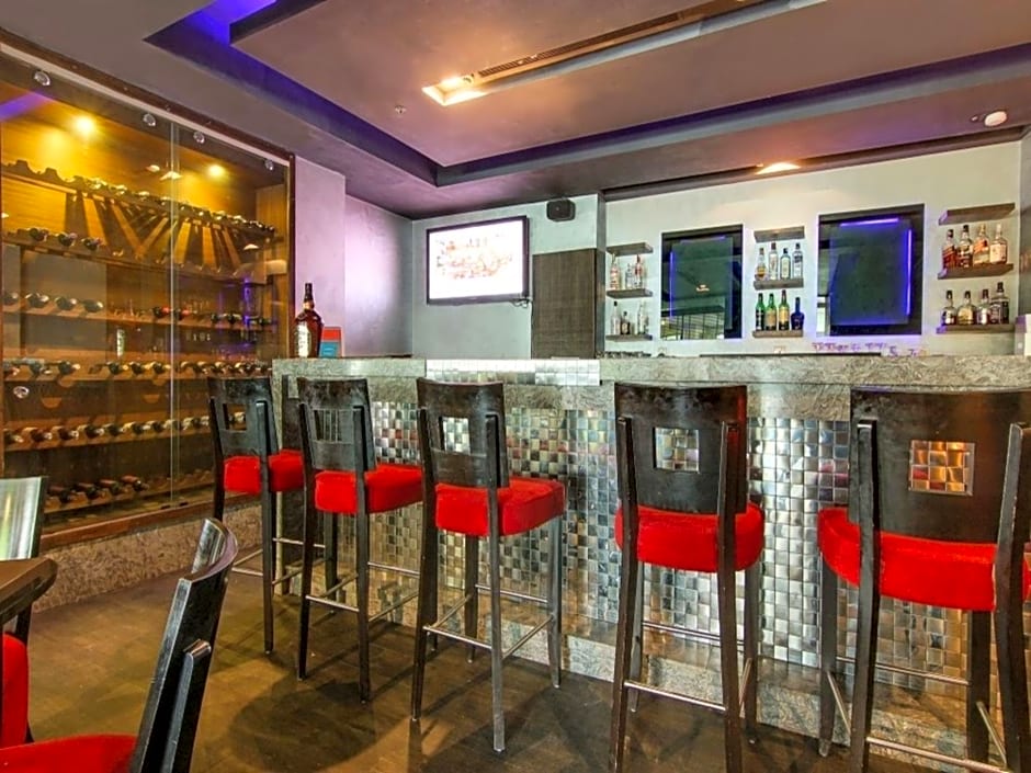 Vibe By The Lalit Traveller