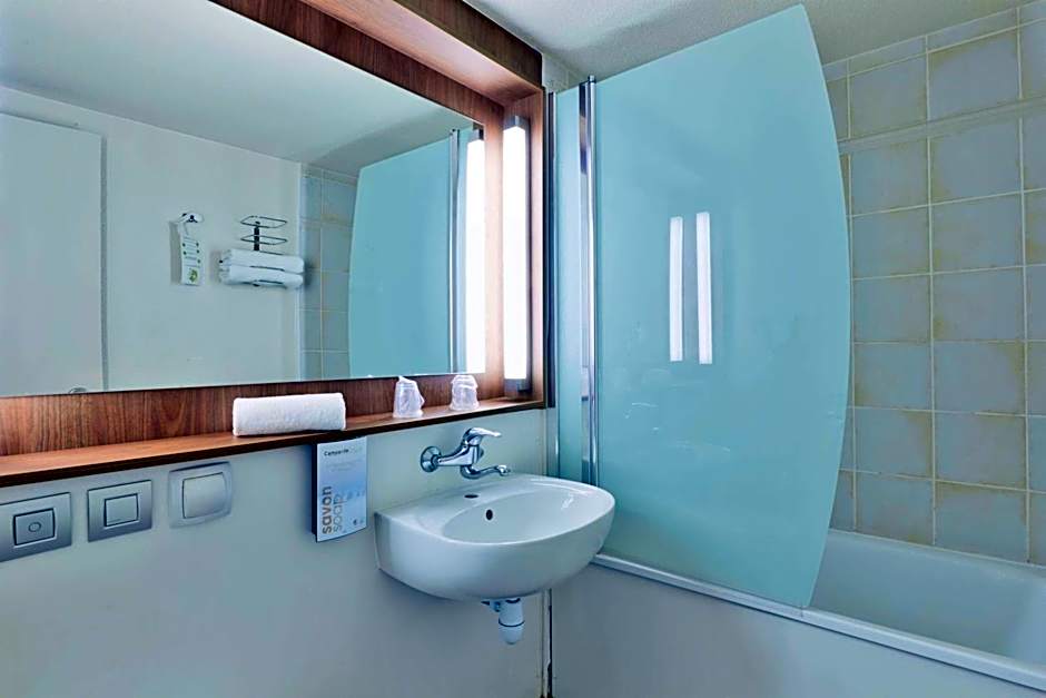 Campanile Lyon Nord - Ecully