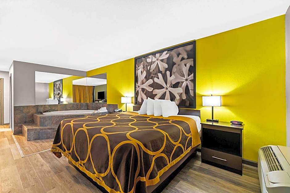 Super 8 by Wyndham Paragould