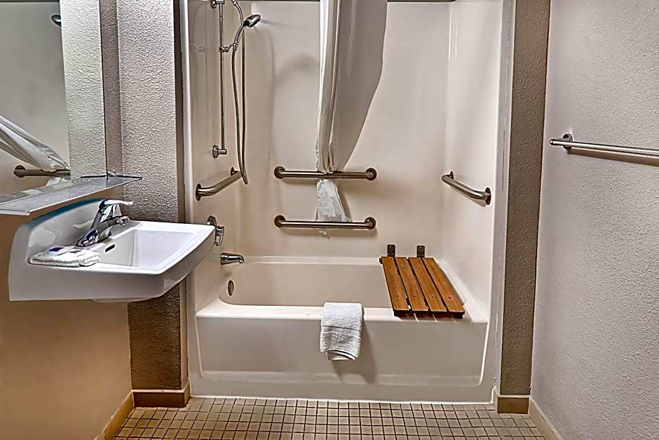 Motel 6-Lancaster, CA