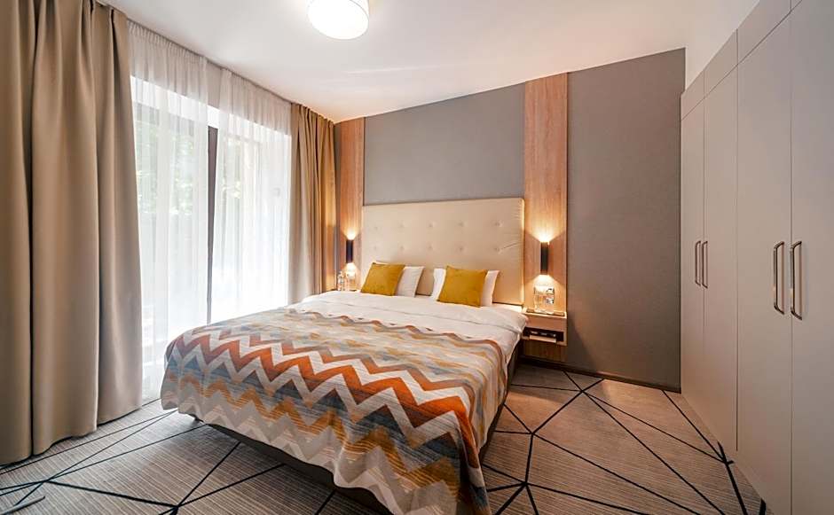 City Park Apart Hotel by CHM