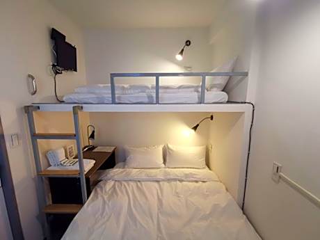 Standard Double Room with Shared Bathroom
