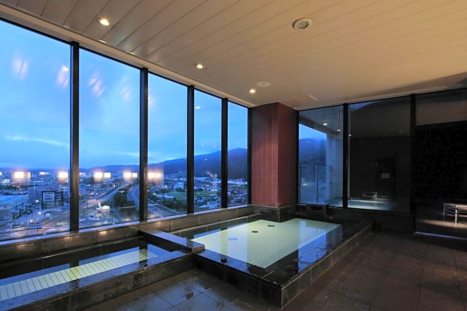 Candeo Hotels Chino