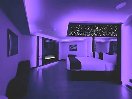 Presidential Jacuzzi Suite