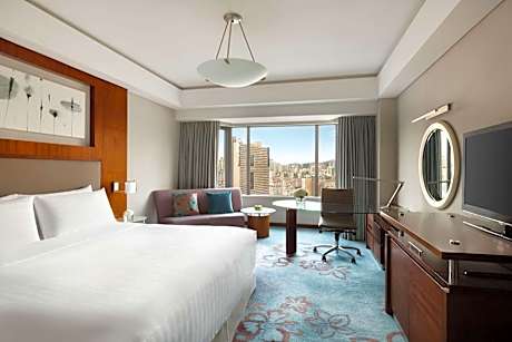 Deluxe King Room - City Wing