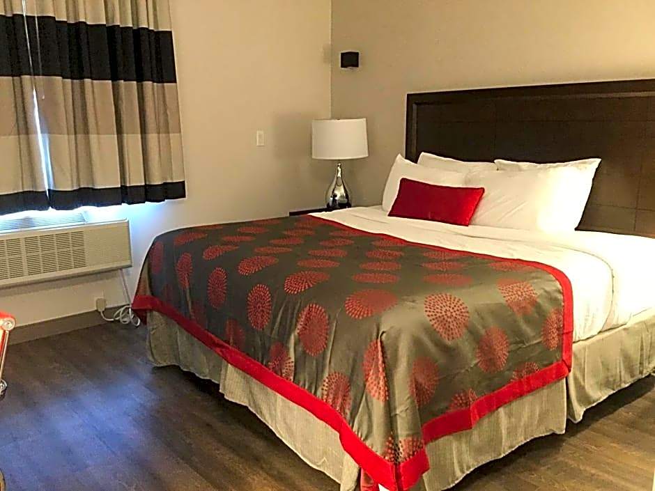 Ramada by Wyndham Bronx Terminal