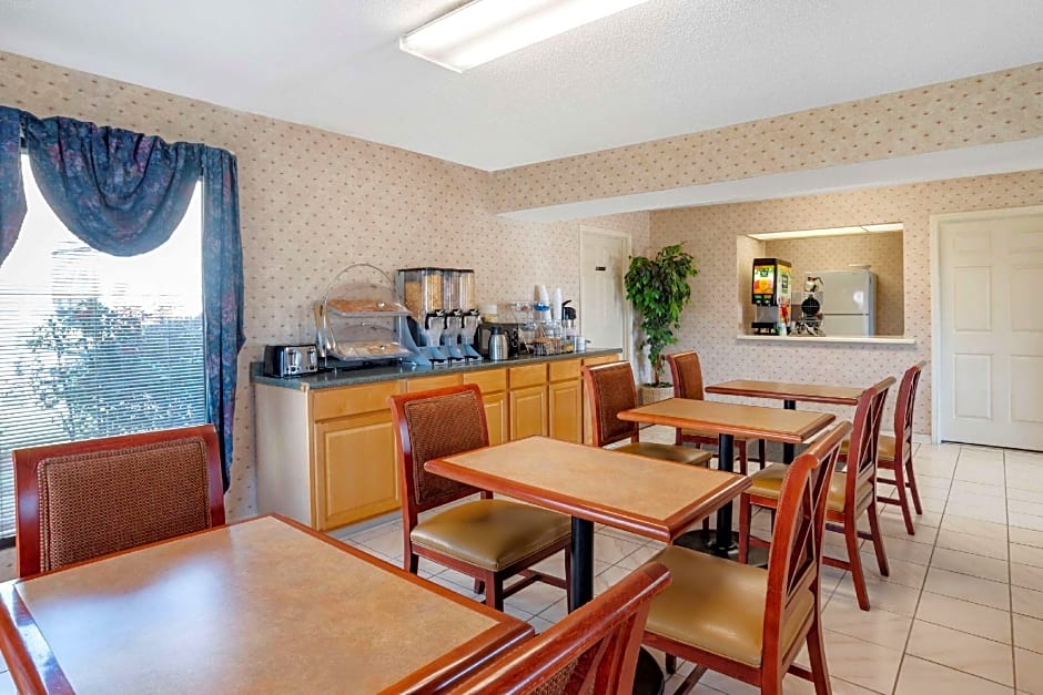 Econo Lodge Pearl - Jackson