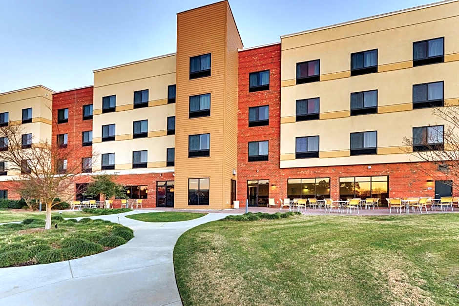 Fairfield Inn & Suites by Marriott Dunn I-95