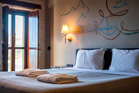 Comfort Double or Twin Room with Side Sea View
