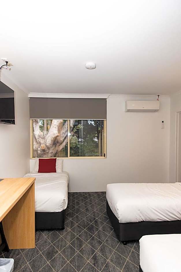 Lakeview Hotel Motel