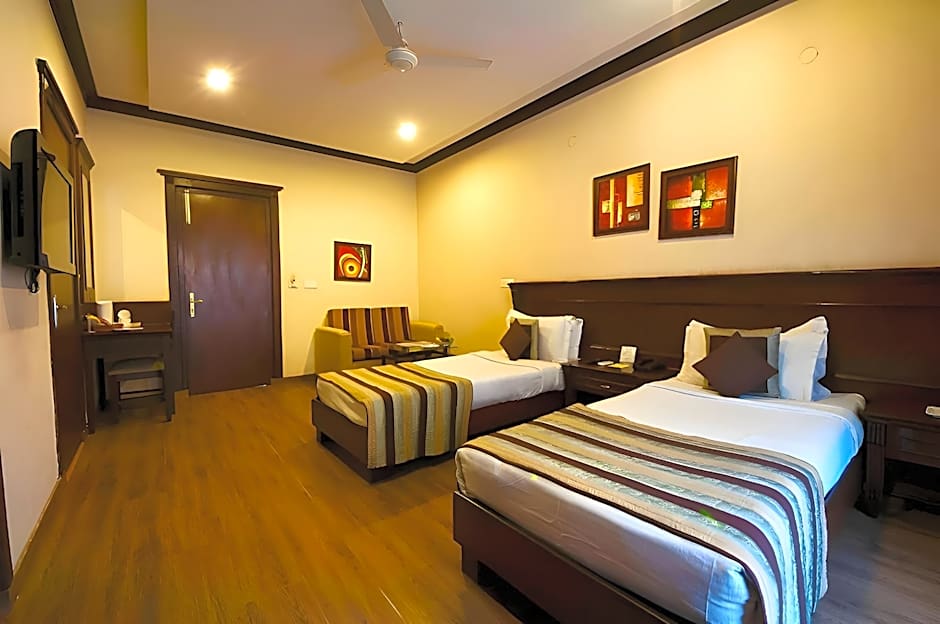 Siris 18 Hotel Gurgaon