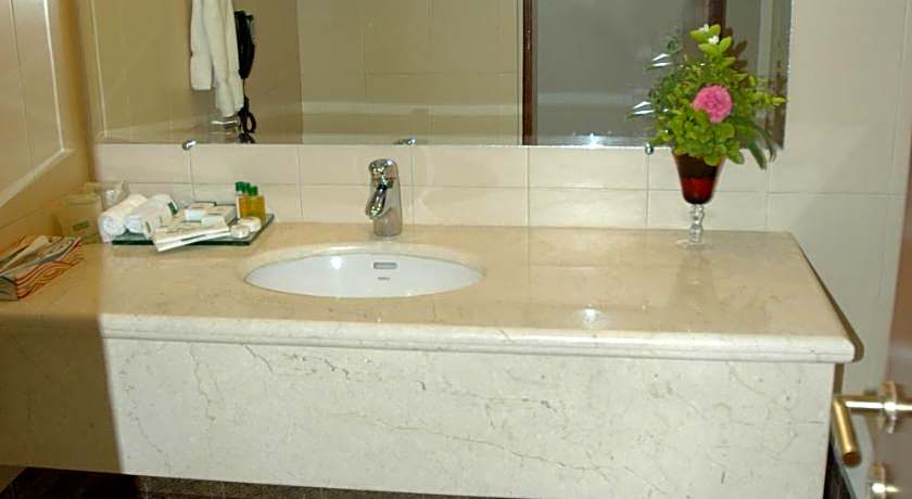 Islamabad Hotel