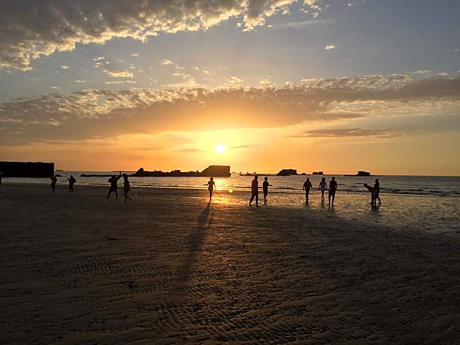 Gold Beach Hotel & RESIDENCE