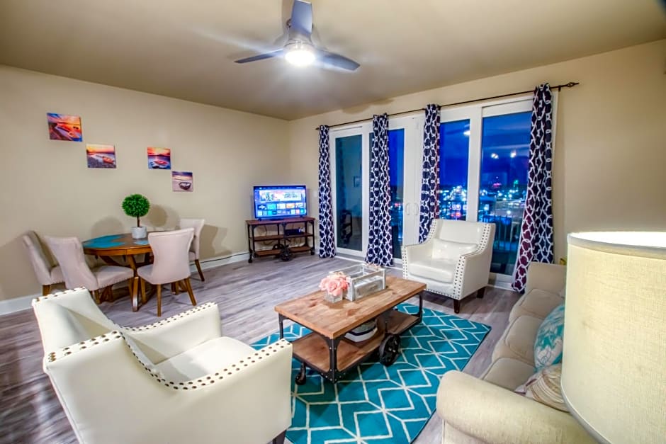 Laketown Wharf 1035 By Aneliya