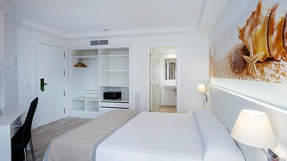 THB Maria Isabel - Adults Only