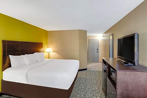 Clarion Inn Asheville Airport