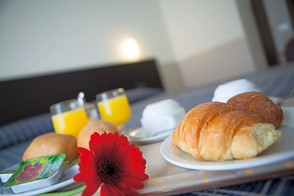 Auto Park Hotel