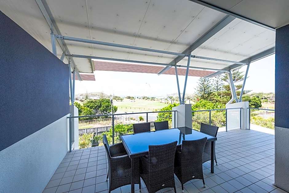 Pacific Marina Apartments