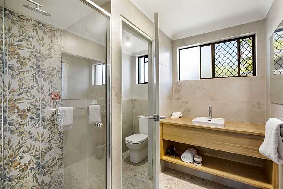 Kondari Hotel