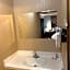 Super 8 by Wyndham Kingston