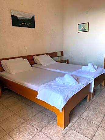 Standard Twin Room with Sea View