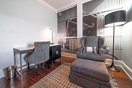 King Room - Riverview with Balcony